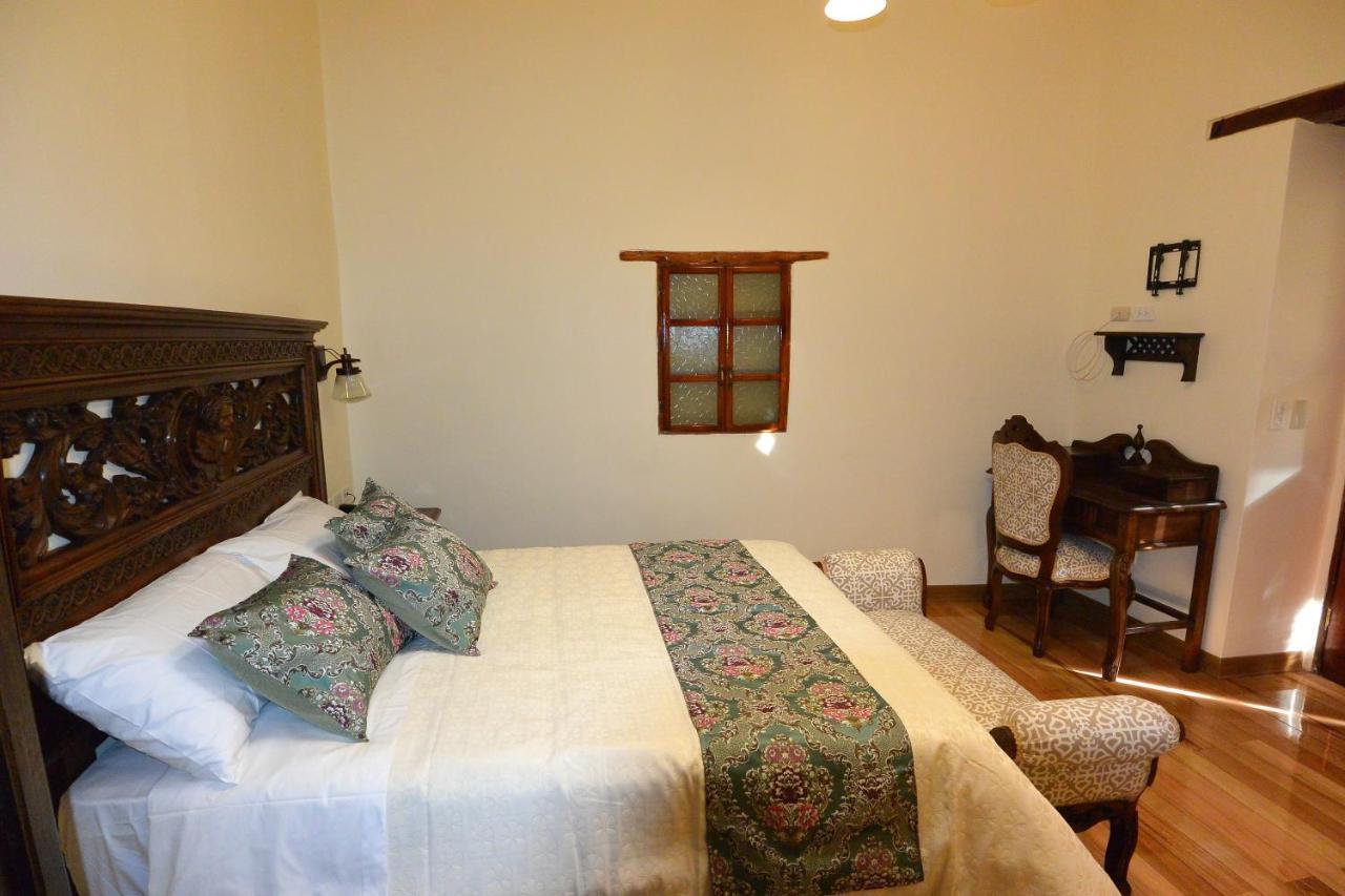 Hotel La Basilica Кито Экстерьер фото